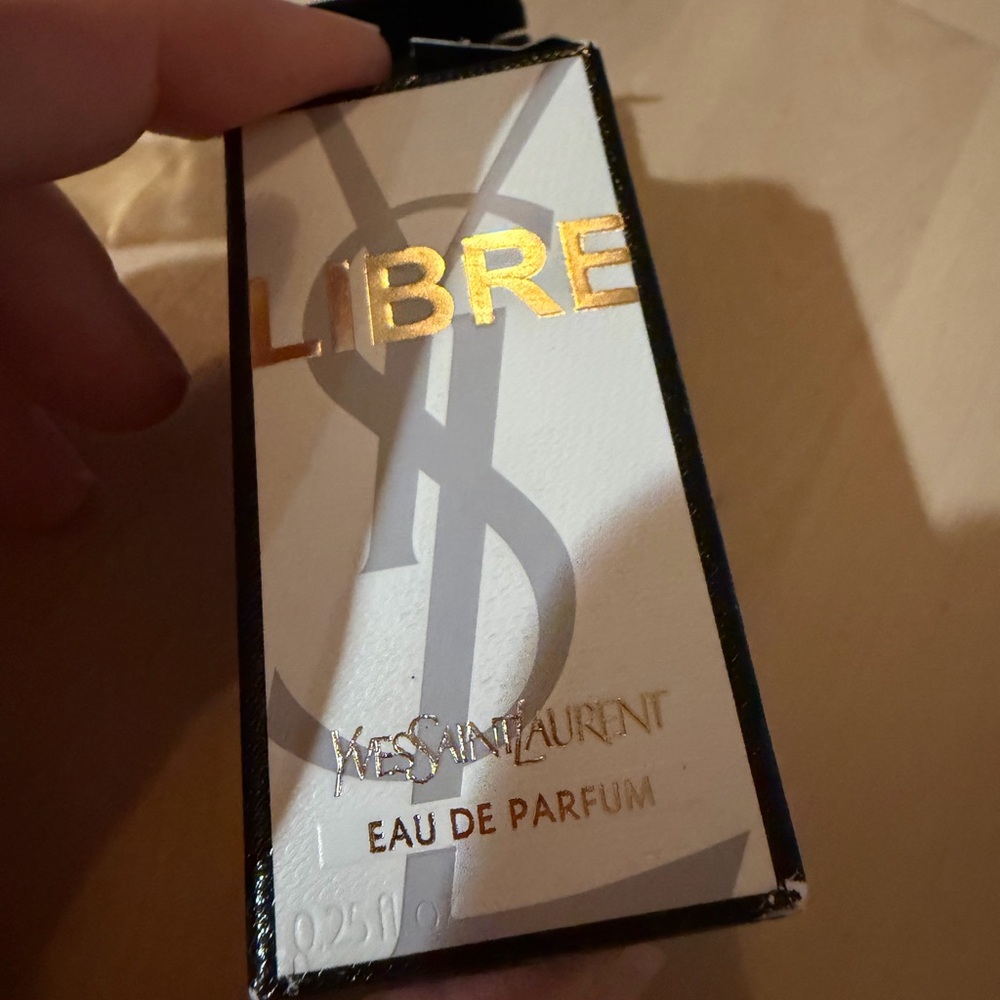 Yves Saint Laurent Libre Eau de Parf  0.25 - Picture 4 of 4